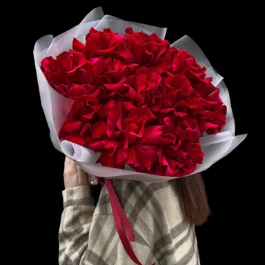 Молекула бордового бархата