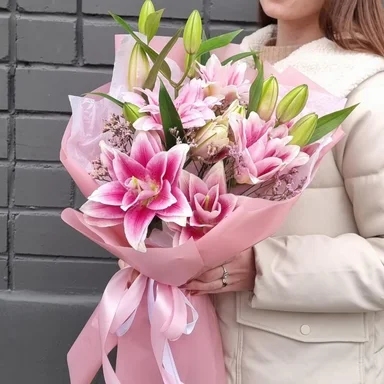 Молекула пышной лилии